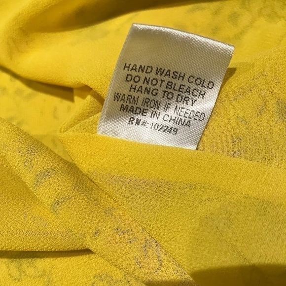 Skies are Blue 1X Dress Yellow Floral Sleeveless Lined Light - Picture 10 of 10